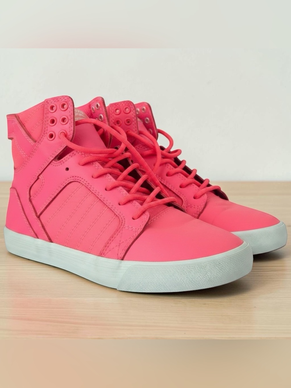 Supra Skytop Women’s High Top Sneakers Pink - US 7.5 EU 38.5 Excellent condition